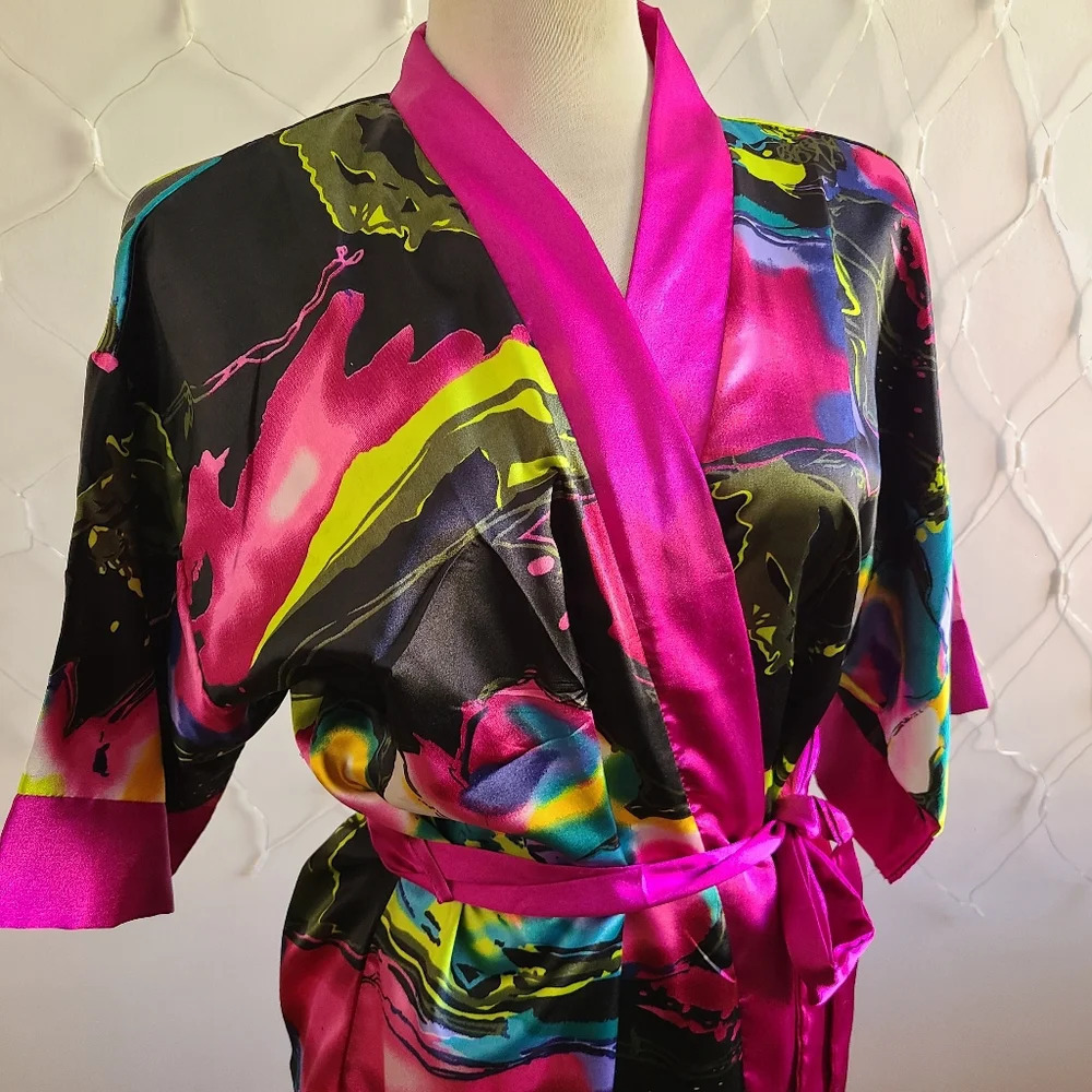 Wrap-Around Robe by M. Vie / Size Large - Picture 2 of 6